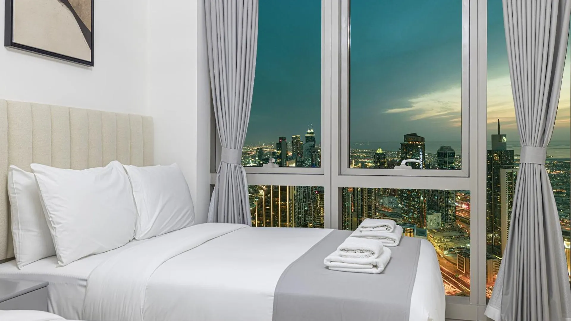 Great View From 63Th Floor! Amazing Pool With Burj View! Grande Signature! 두바이
